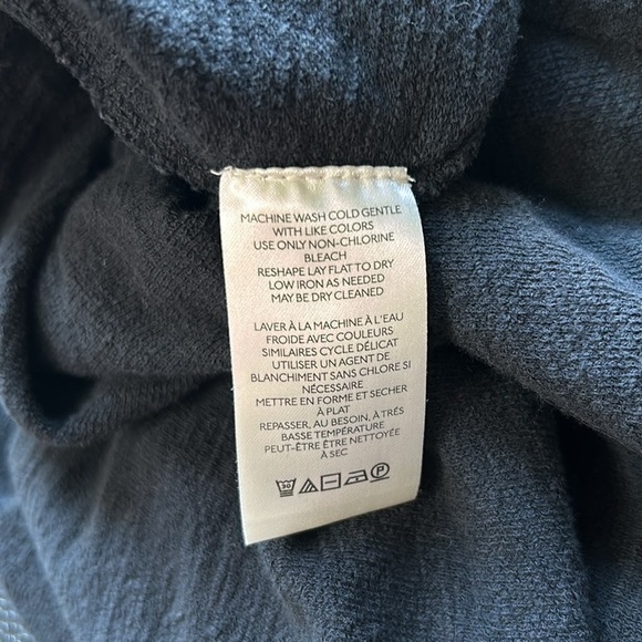 Anthropologie Pilcro Long Sleeve Babydoll Top Black Long Sleeve Boho Shirt Sz XS - Picture 12 of 16